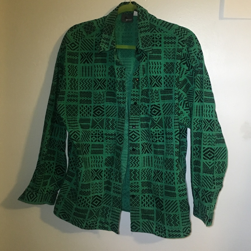 Tribal Button up