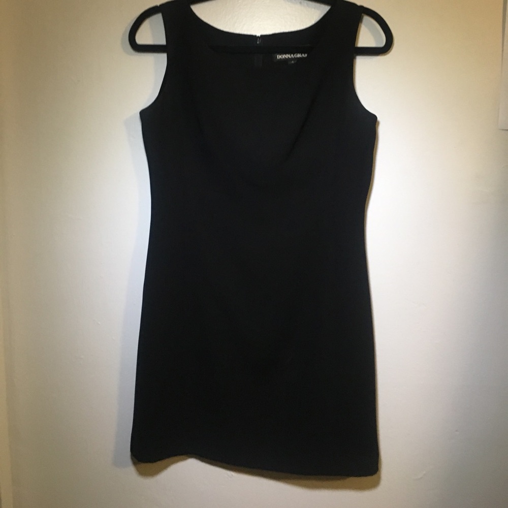 Cute dress by Donna gray