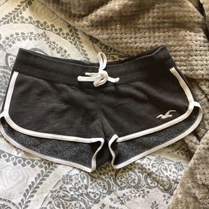 💋💋Hollister shorts FREE💋💋