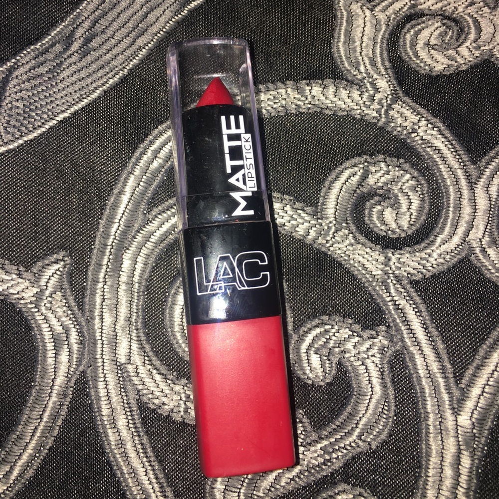 L.A. COLORS red lipstick