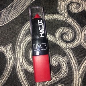 L.A. COLORS red lipstick