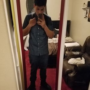 Meet your Posher, Mark