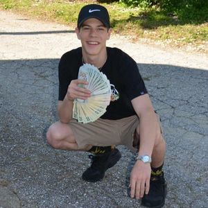 Meet your Posher, Garytt