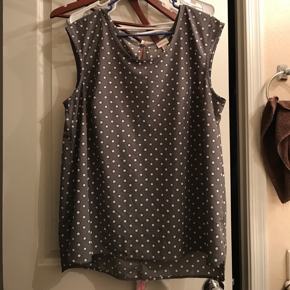Polka dot blouse. Excellent condition!