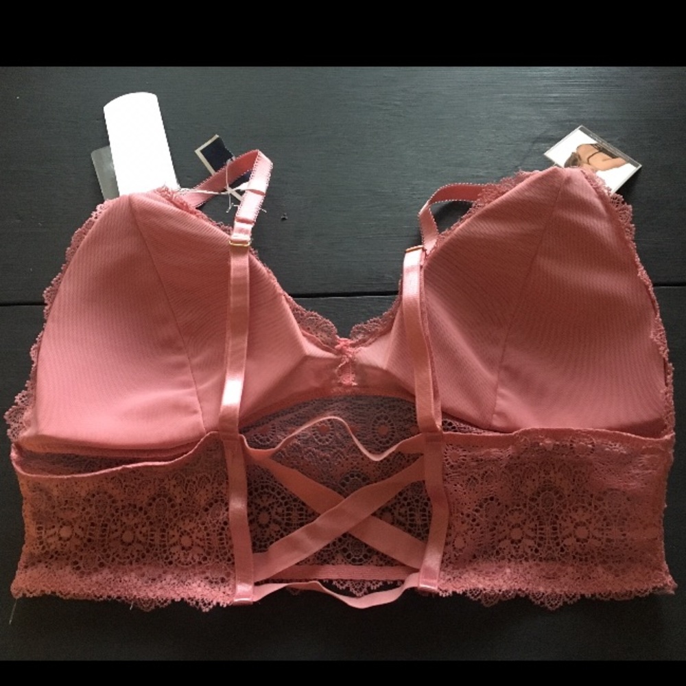 🚫SOLD Daisy Fuentes Bralette - Picture 2 of 4