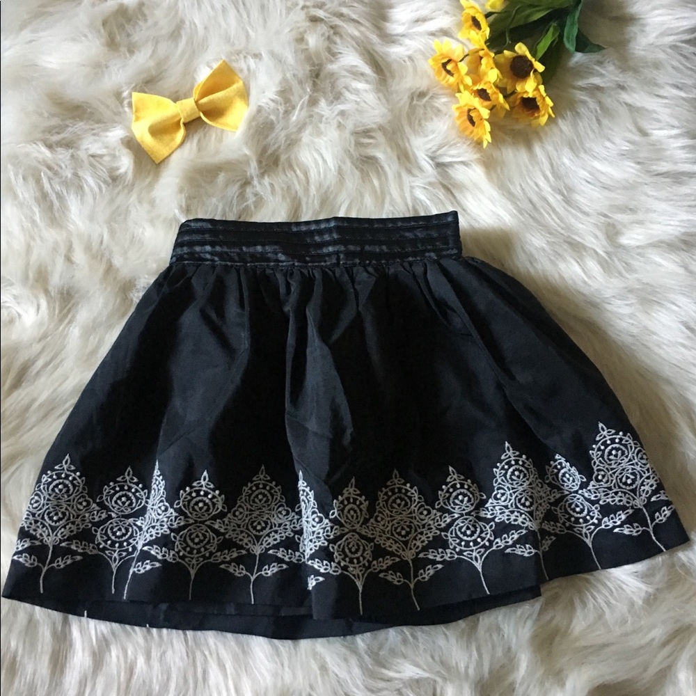Girls' Black Embroidered Skirt 4T