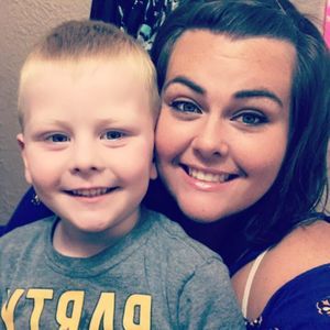 Meet your Posher, Leah