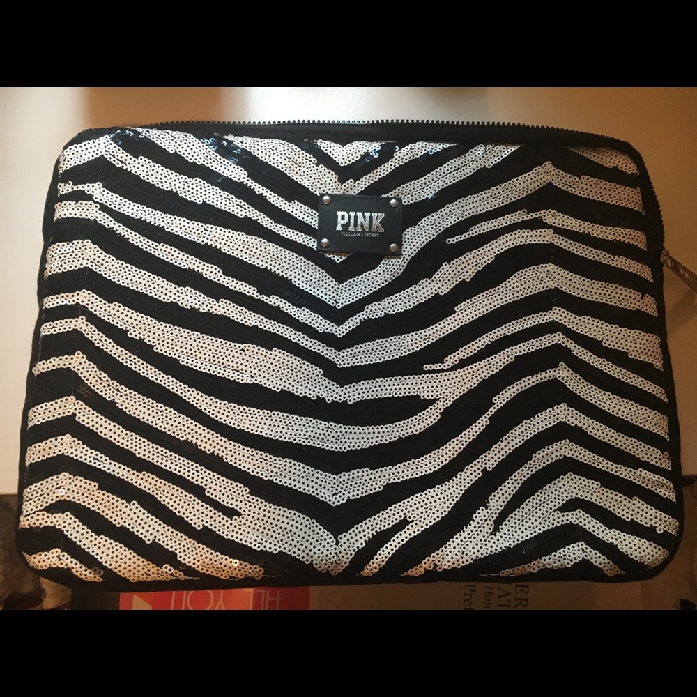 Victoria Secret Pink laptop case