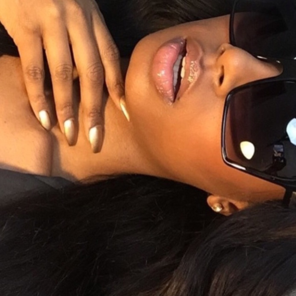 🌟Last 1 "Chic and Polished" Sunglasses - Picture 3 of 4