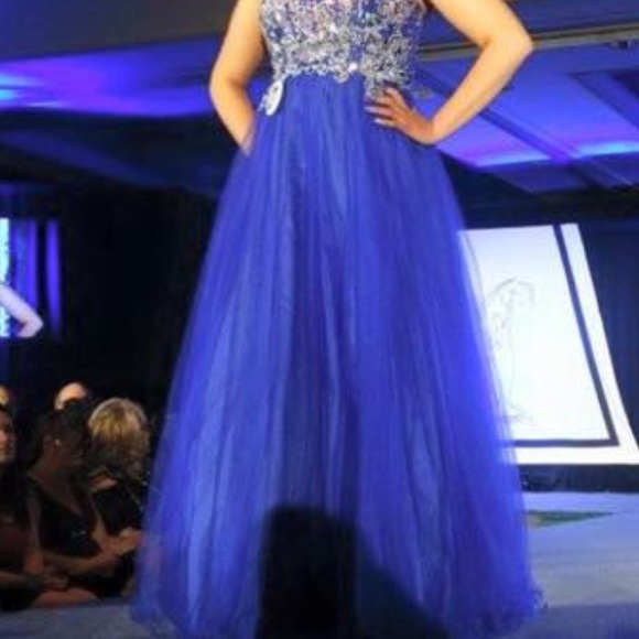 Purple Ball gown - Picture 2 of 2