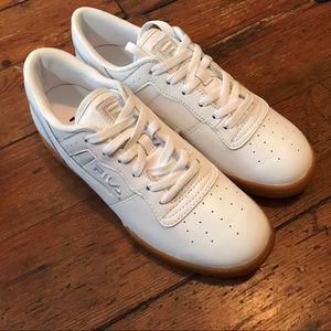 Original FILA Fitness white shoe. Size 9 | 42 mens