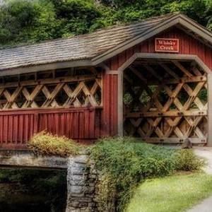 Meet your Posher, Melissia