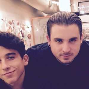 Meet your Posher, Cris