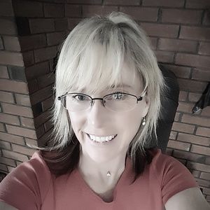 Meet your Posher, Jane