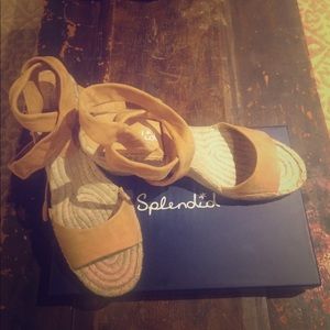 Splendid Joelle nude suede wedge