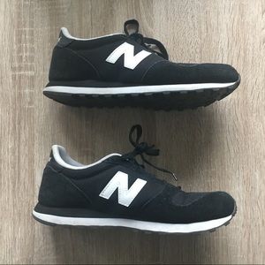 New Balance 311 Sneakers in Women's 8.5