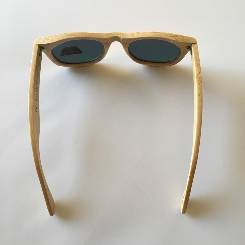 $15đź’‹New Gorgeous Polarized Bamboo Sunglasses! - Picture 2 of 3