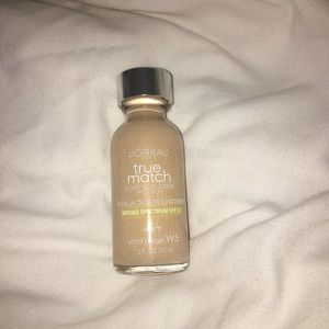 L'Oréal true match foundation; sand beige W5