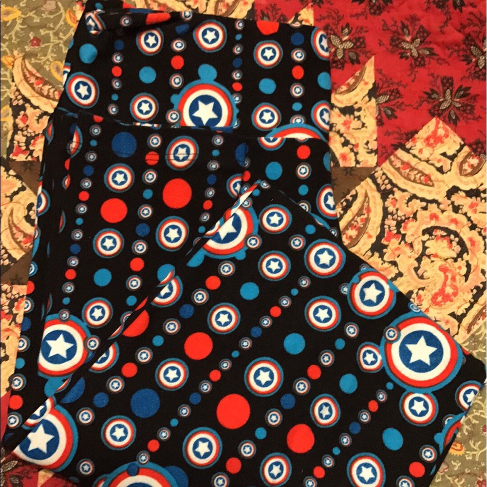 Lularoe CAPTAIN AMERICA ONE SIZE