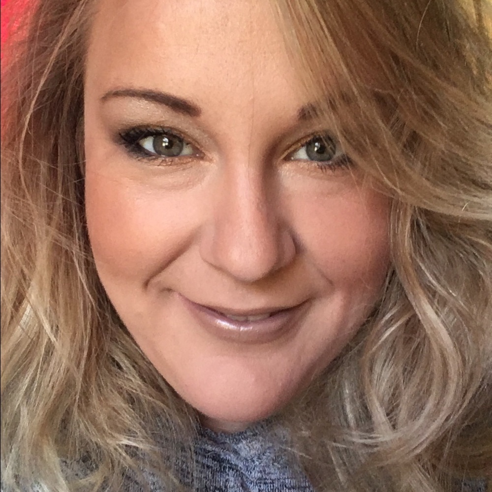 Meet your Posher, Tiffany