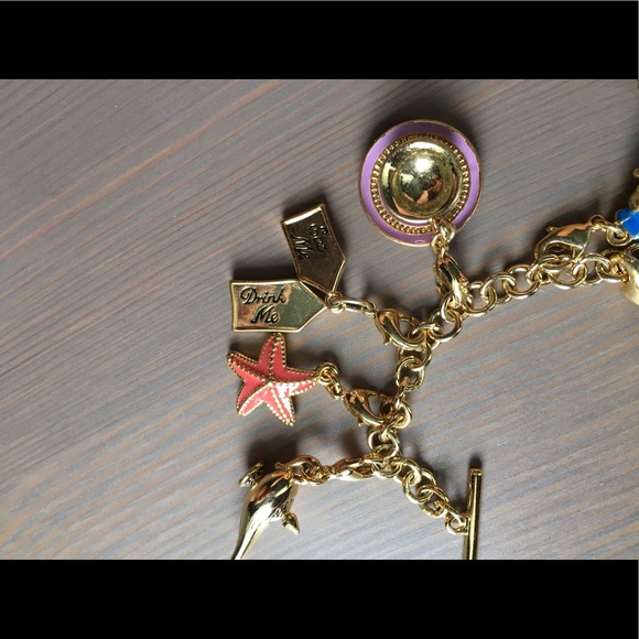 Disney charm bracelet - Picture 4 of 5
