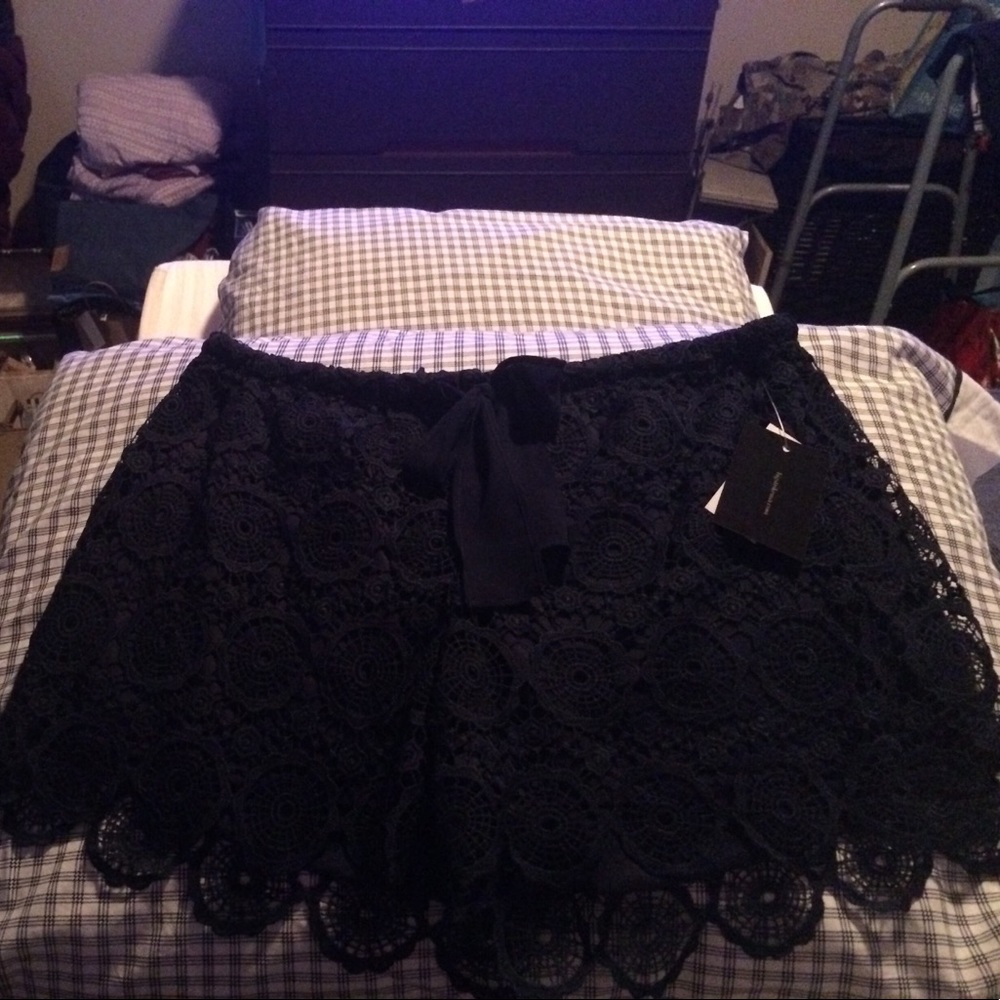 Crochet shorts in navy blue