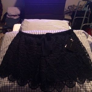 Crochet shorts in navy blue