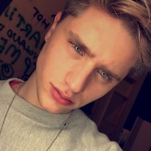 Meet your Posher, Wesley