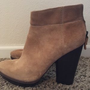 Fall for you tan faux suede booties