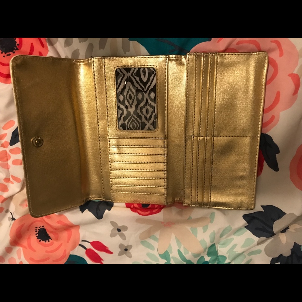 Steve Madden gold and black wallet