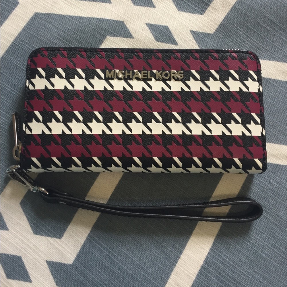 Michael Kors Wallet Wristlet Clutch