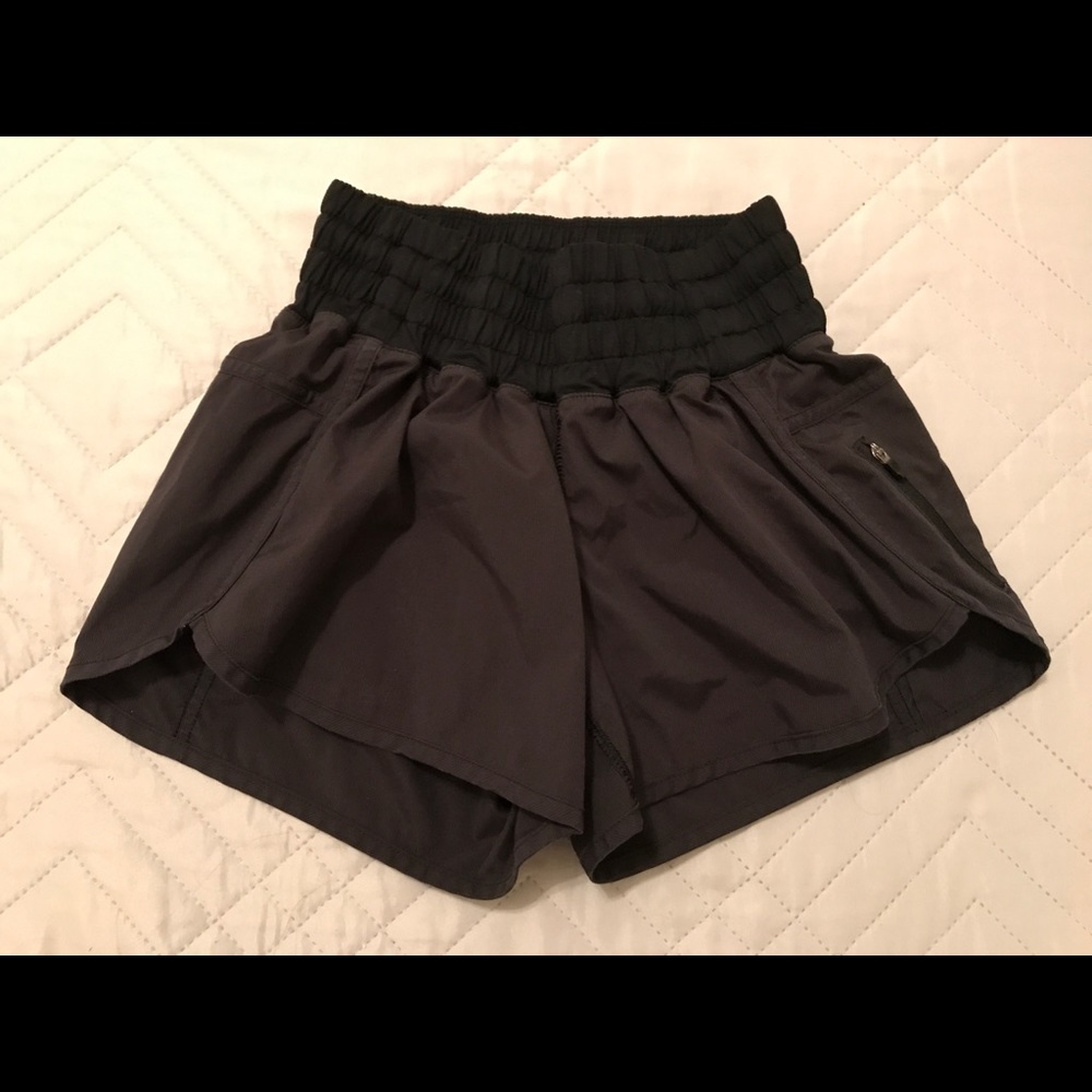 Lululemon Short - wide band