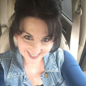 Meet your Posher, Paula