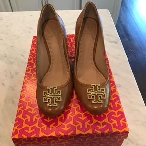 Brand new Tory Burch Wedge