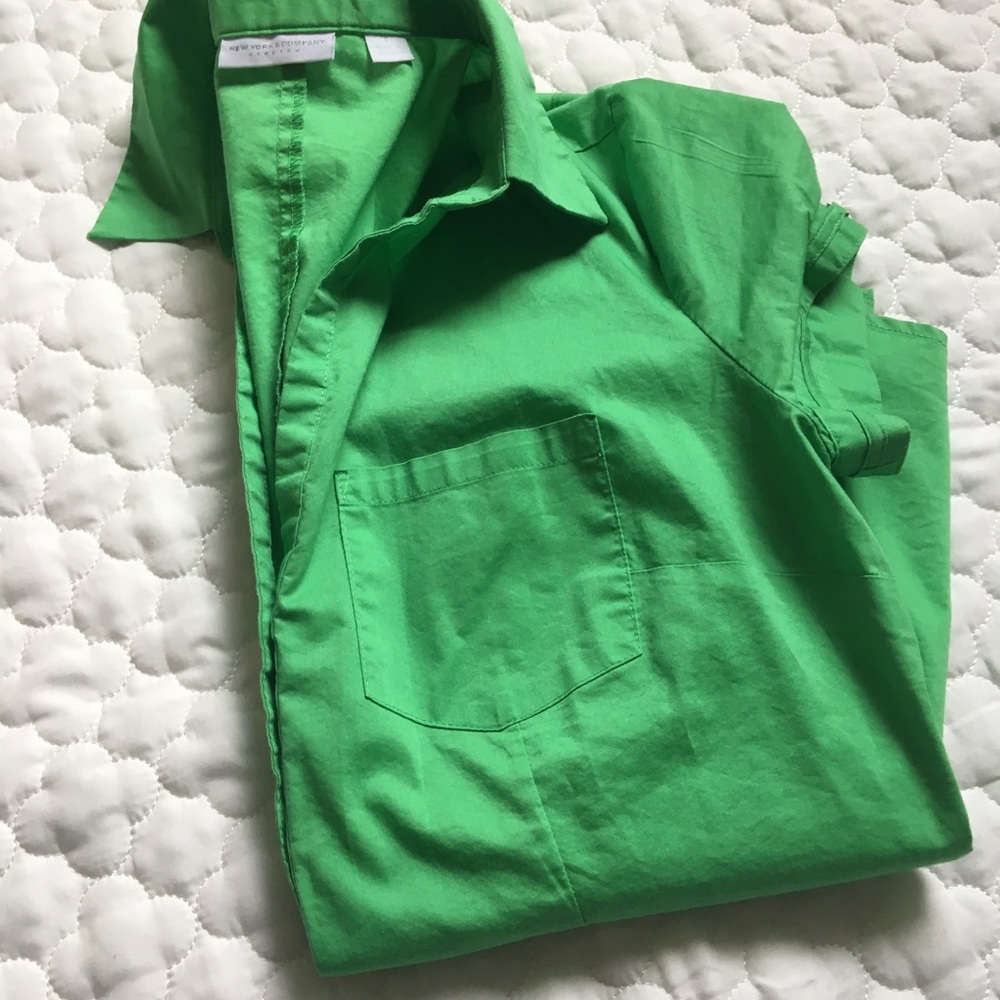 Fitted button up shirt