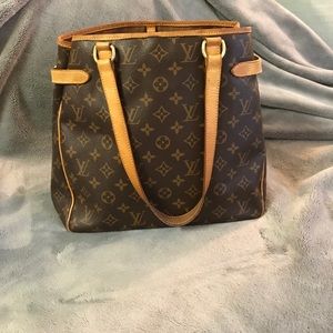 Louis Vuitton Batignolles Vertical