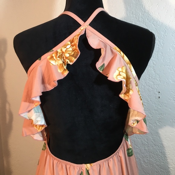 Blush Floral Dress w/Ruffled Backstrap - Picture 5 of 8