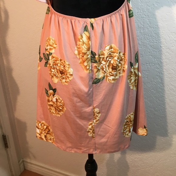 Blush Floral Dress w/Ruffled Backstrap - Picture 6 of 8