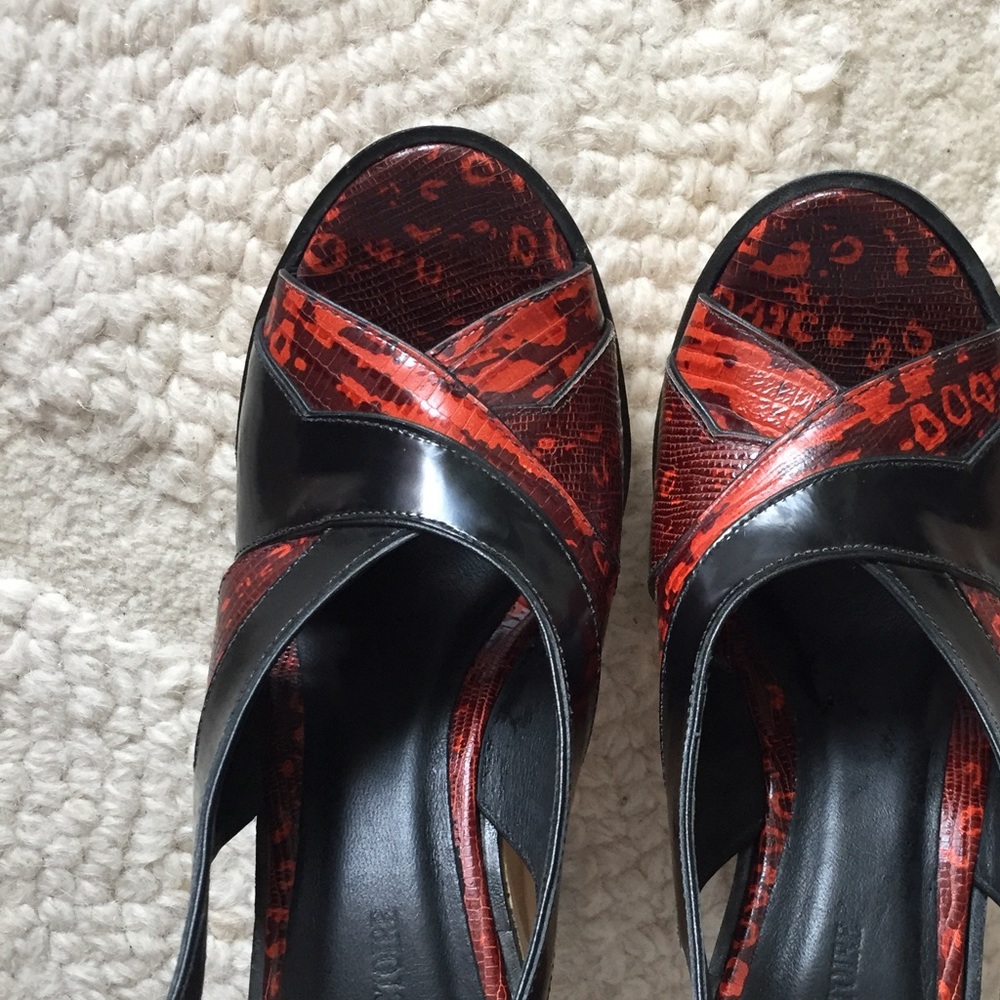 Pour la victoire slingback platforms size 6