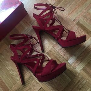 BRAND NEW! Suede Guess Strappy Lace-up Sandals