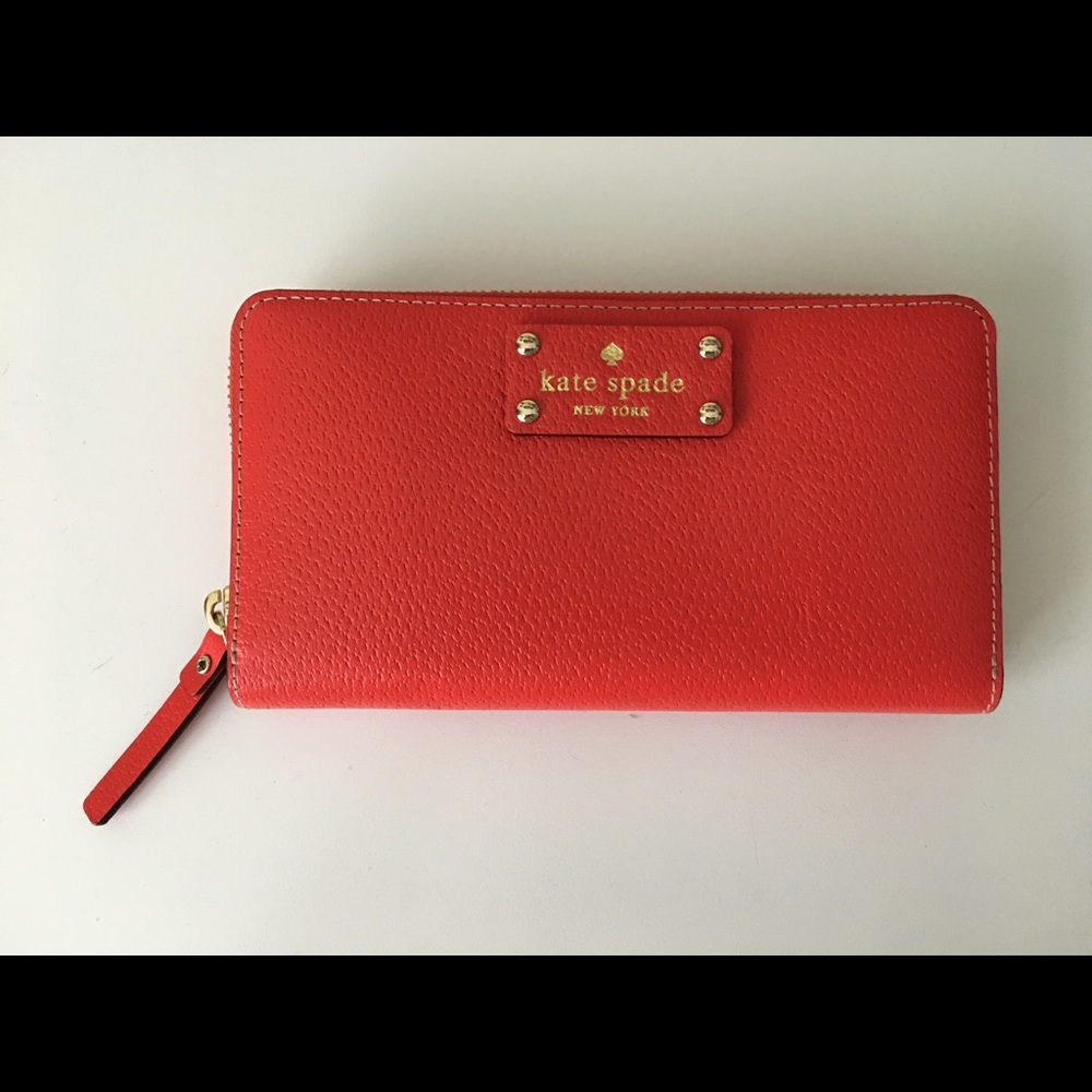 NWT  Kate Spade Wellesley wallet