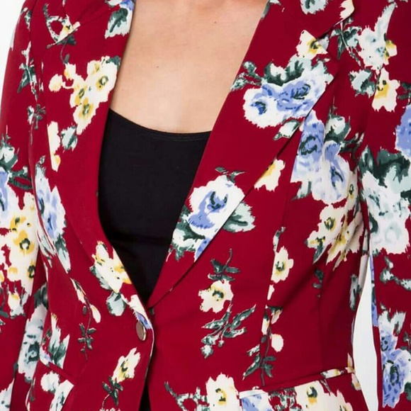 LAST ONE!! NWT!!! Retail!!! Floral Blazer - Picture 2 of 2