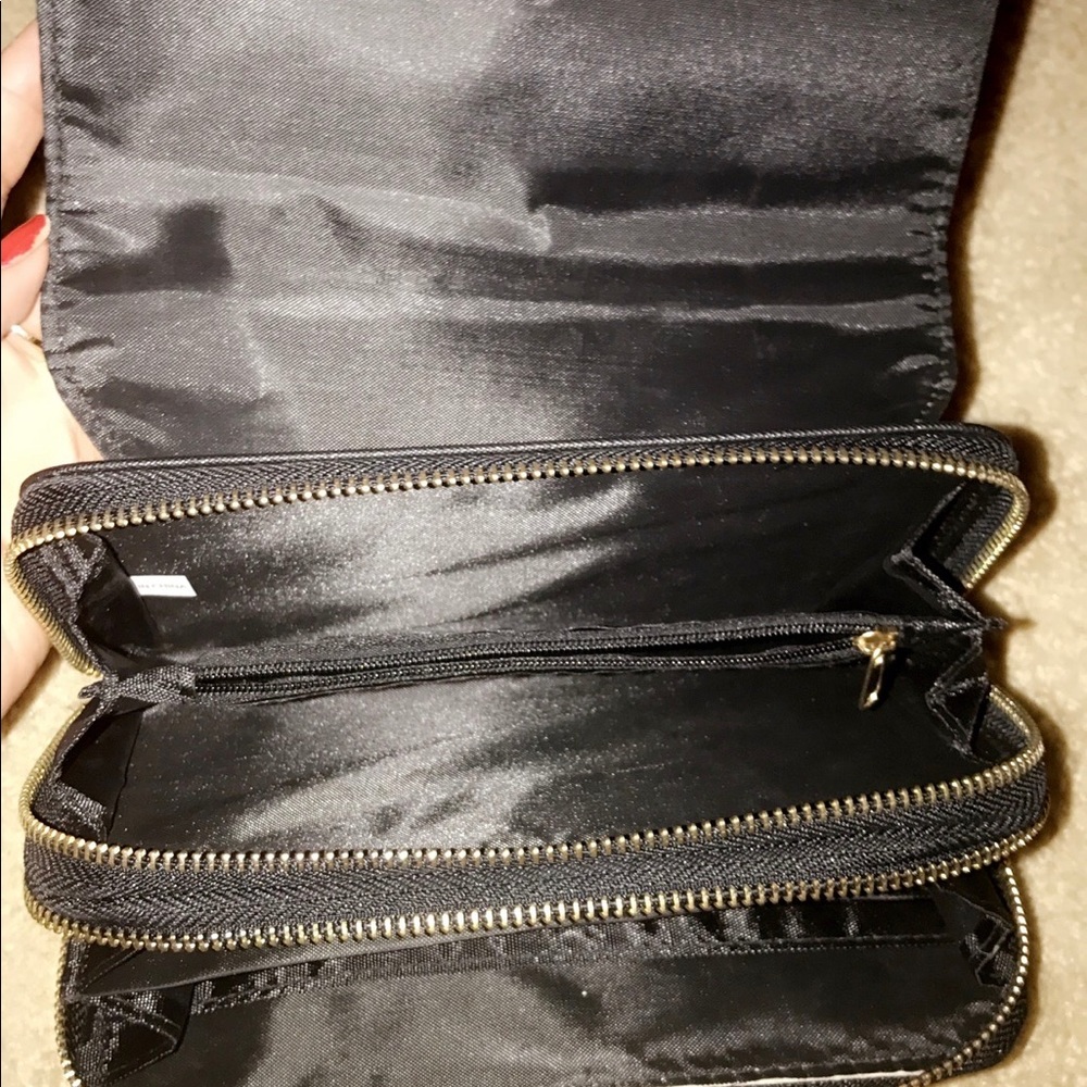 Wallet - Picture 2 of 2