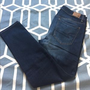 AE Stretch Hi-Rise Skinny Jeans