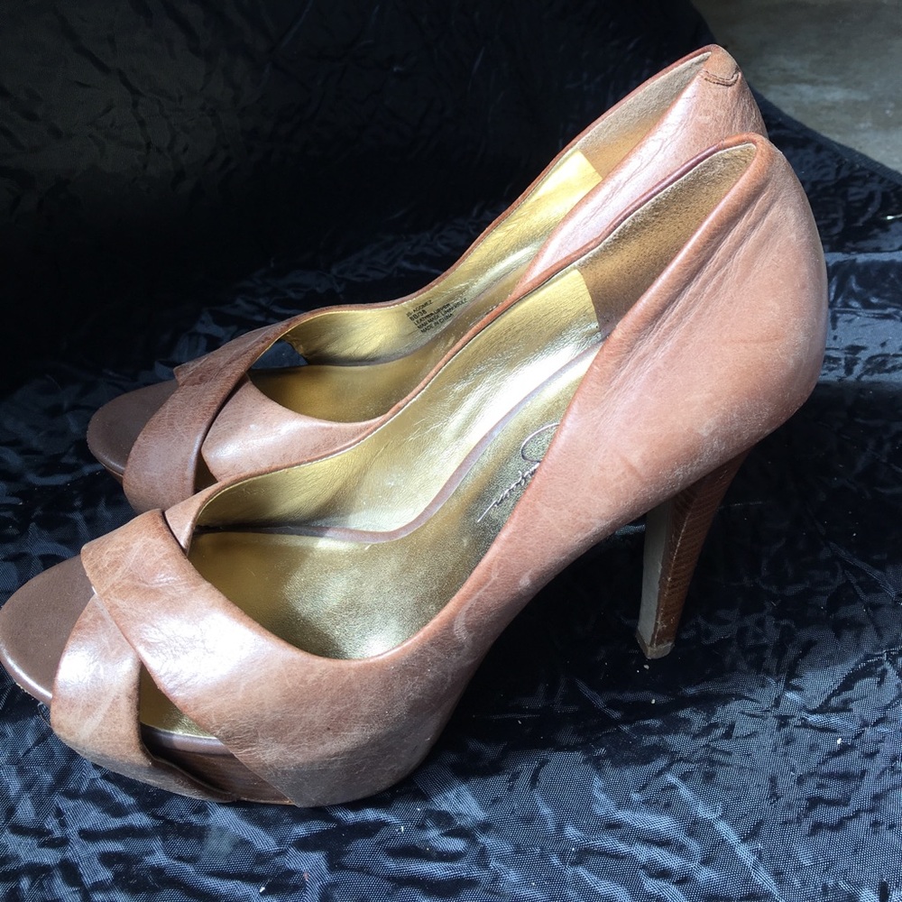 Brown Jessica Simpson platform heels size 8
