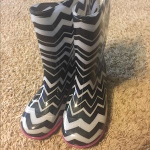 Kids rain boots