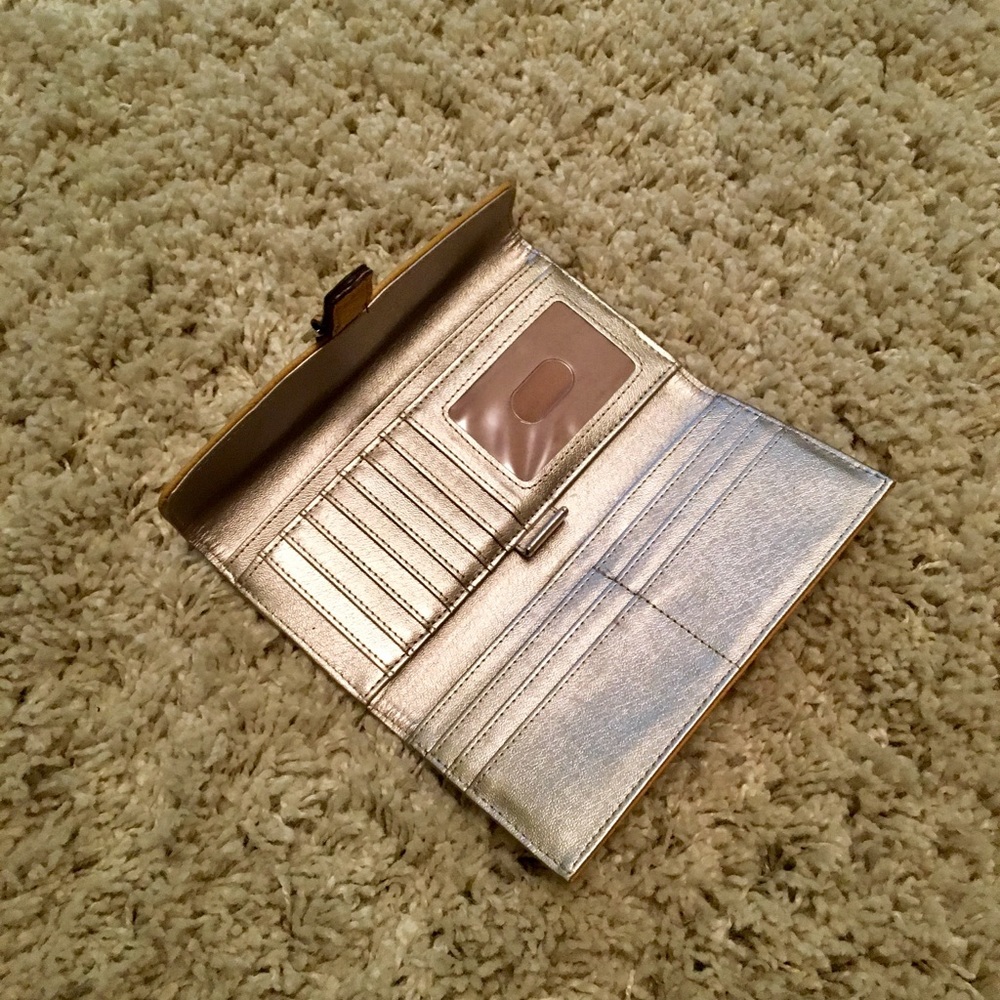 Nine West Wallet - Picture 3 of 4