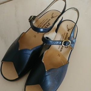 Vintage German shoes buckle sandal