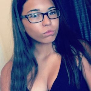 Meet your Posher, Makayla