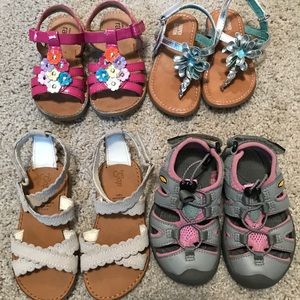 Toddler Size 6 Shoe / Sandals